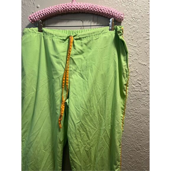 SB Scrubs Lucky Lime Green Scrub Pants Woman’s Size XL -FLAWED - Picture 3 of 15